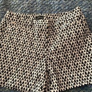 Super cute fitted shorts